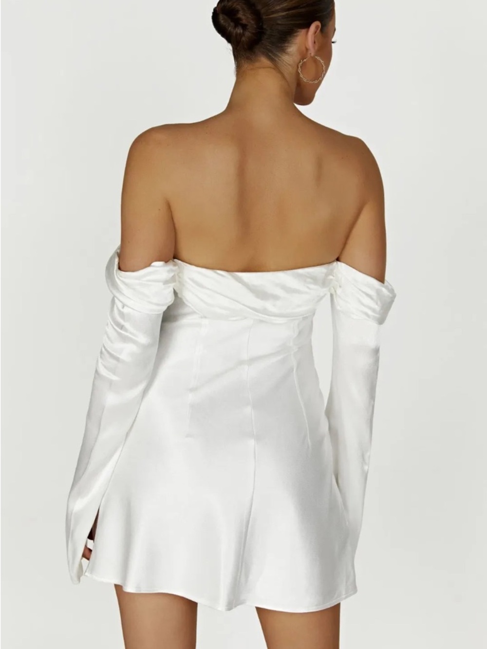 Meshki Giselle Off Shoulder Satin Mini Dress White NWT Size Medium - Picture 3 of 7